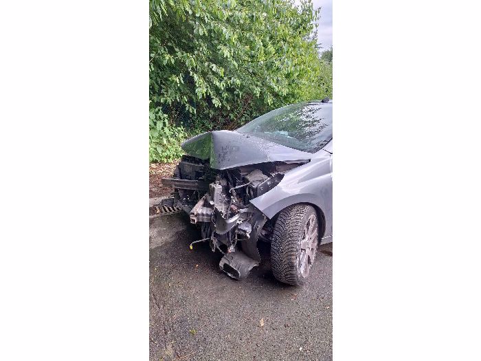Auto 140257-12.jpg